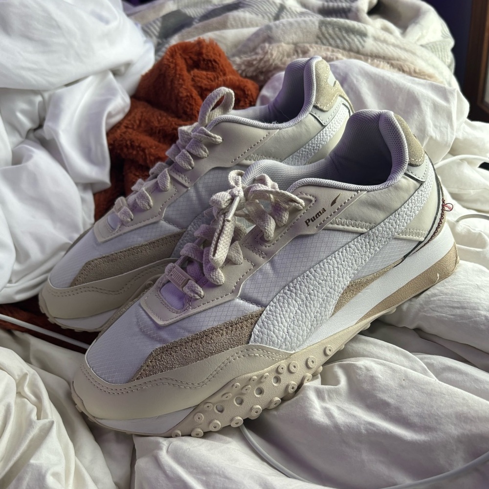 Women’s Puma Sneakers